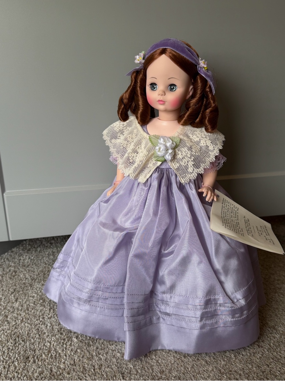Madame Alexander 14” Mimi #1411 Vintage Collectible doll